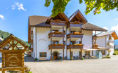 Hotel Schmalzlhof im Pustertal im Sommer